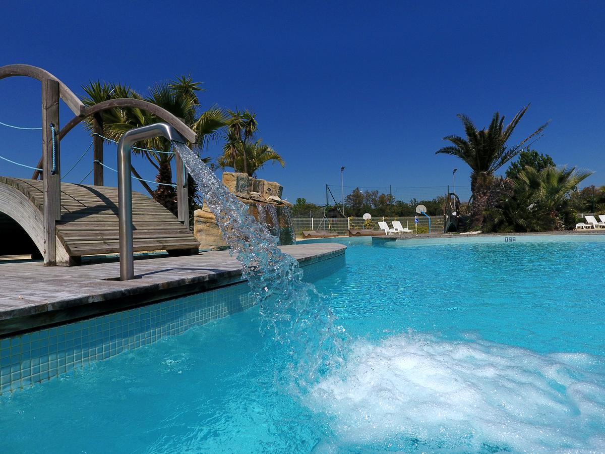 Camping Resort Les Champs Blancs アグド エクステリア 写真